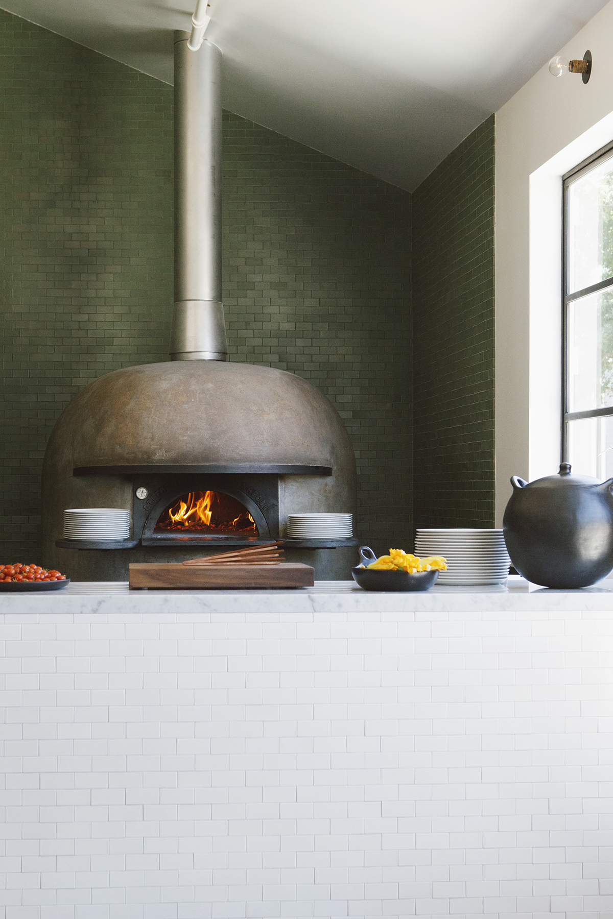 Katie Newburn | San Francisco Bay Area Food and Lifestyle Photographer | Farmshop Pizza Oven